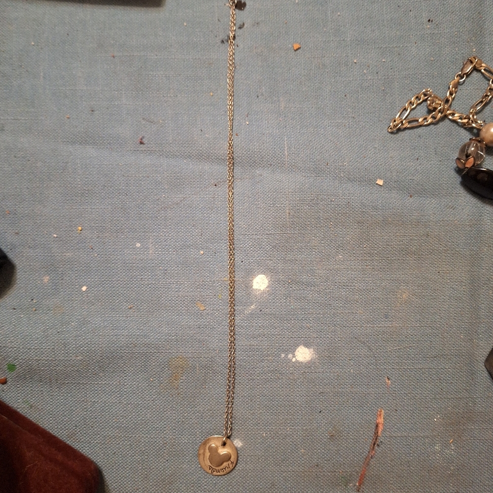 Elegant Silver Pendant Necklace